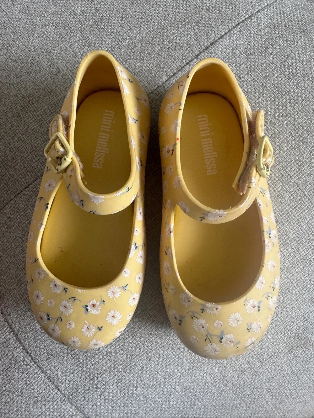 Mini Melissa Girls' Yellow Daisy Mary Jane Kids Shoes size 7